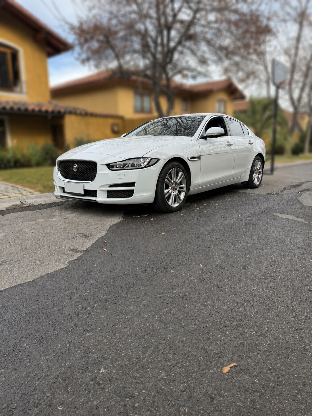 Jaguar retirado por EUROCAR para servicio de taller